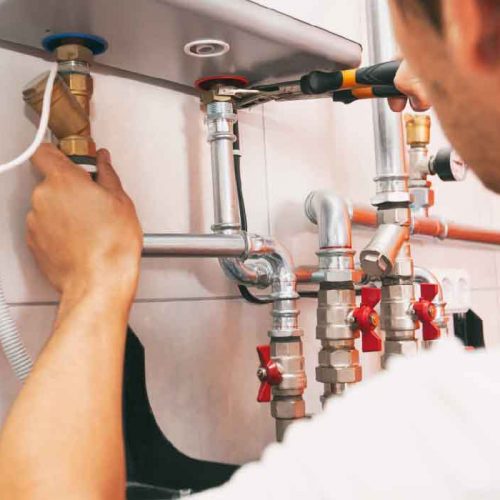 8 signs of plumbing problems